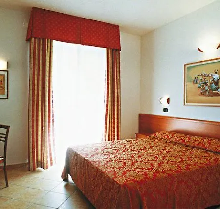 Отель Club Angelini